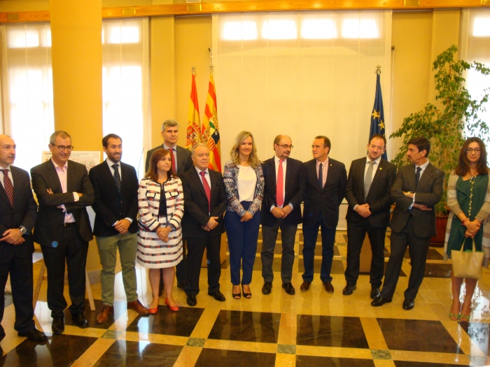 Firma protocolo para extender la banda ancha a la comunidad de Aragón
